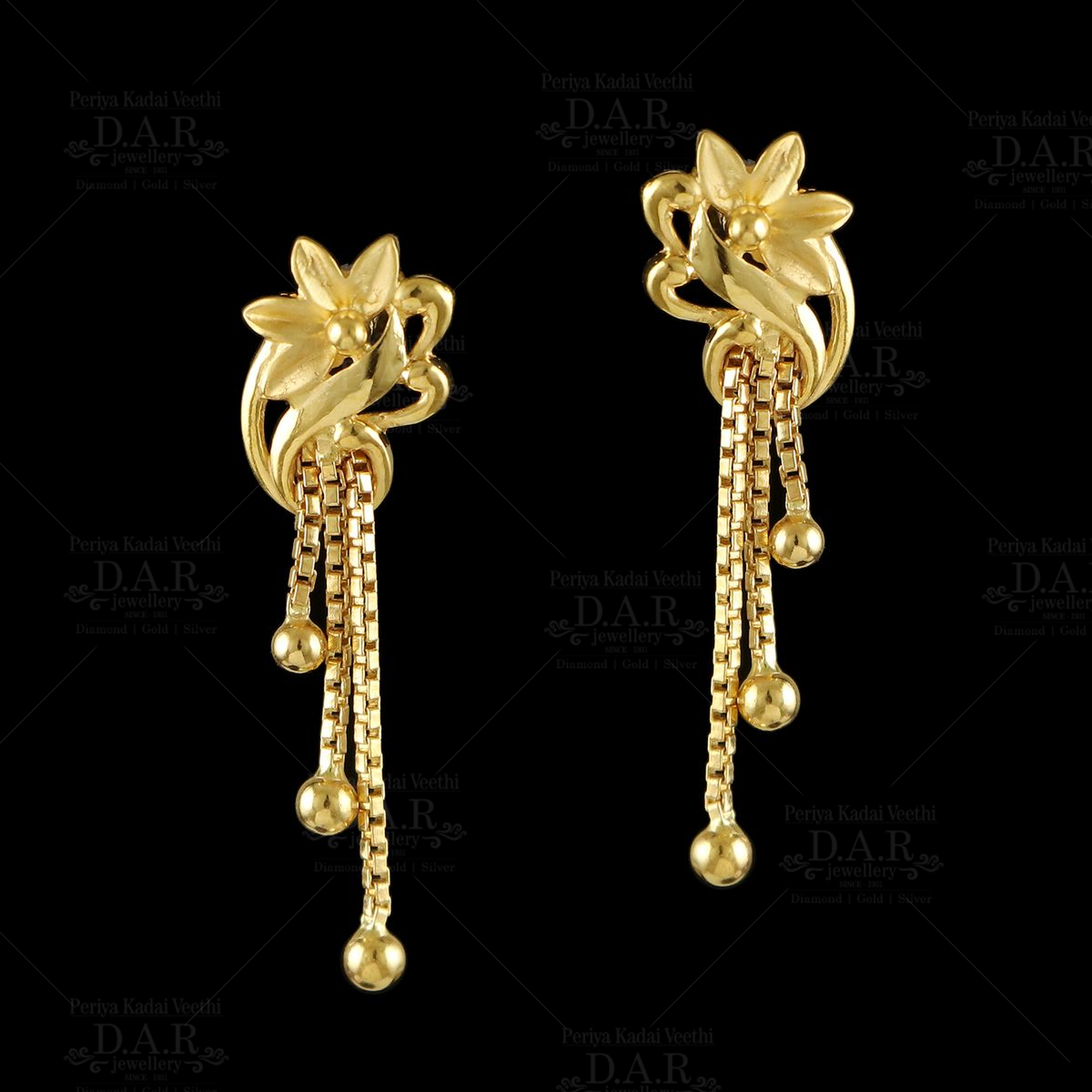 Gorgeous Gold Lion Chain Link Earrings - All Jewelry | Red Dress