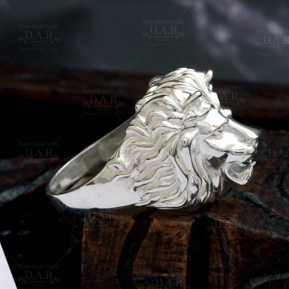 Lion ring deals in silver